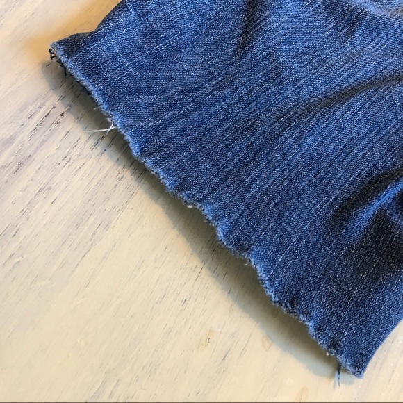 American Eagle Bermuda Shorts - Picture 6 of 7